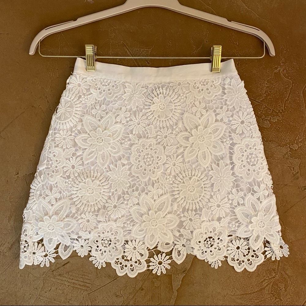 TOPSHOP White Lace Mini-skirt